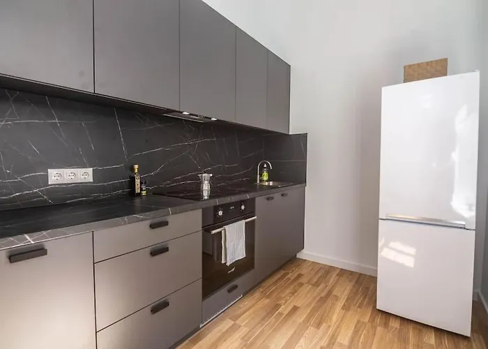 Dzīvoklis Cozy 2-bedroom Oasis In Riga